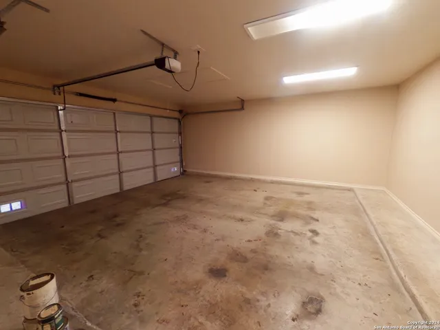 $1,825 | 6219 Crab Orchard, San Antonio, TX 78240