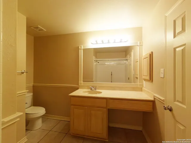 $1,825 | 6219 Crab Orchard, San Antonio, TX 78240