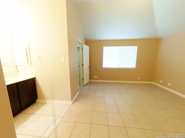 $1,825 | 6219 Crab Orchard, San Antonio, TX 78240