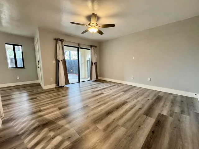 $2,400 | 2216 White Pine Circle, Unit D, Greenacres, FL 33415