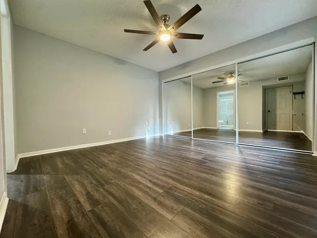 $2,400 | 2216 White Pine Circle, Unit D, Greenacres, FL 33415