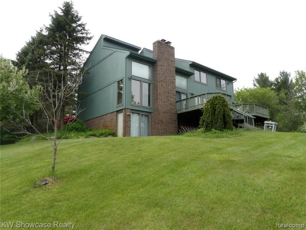 2724 Haley Road White Lake, MI 48383 - Photo 17 of 49 019.JPG