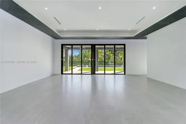 $3,990,000 | 10398 Southwest 64th Street, Miami, FL 33173