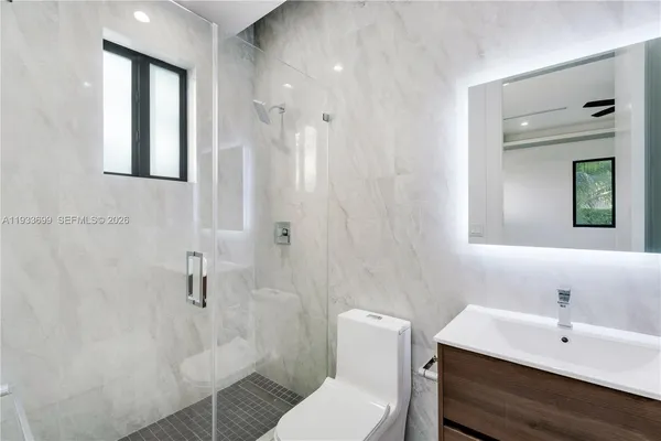$3,990,000 | 10398 Southwest 64th Street, Miami, FL 33173