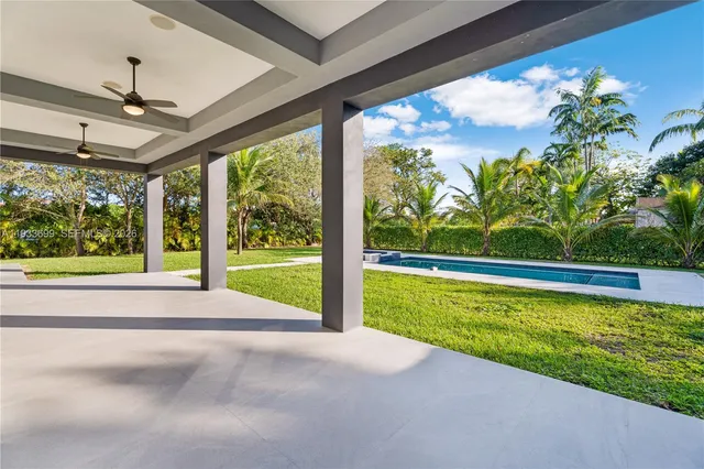 $4,100,000 | 10398 Southwest 64th Street, Miami, FL 33173