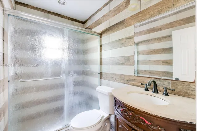 $4,100,000 | 10398 Southwest 64th Street, Miami, FL 33173