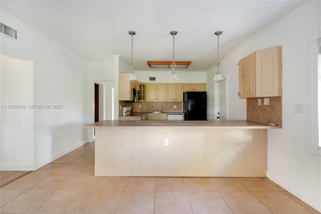 $4,100,000 | 10398 Southwest 64th Street, Miami, FL 33173