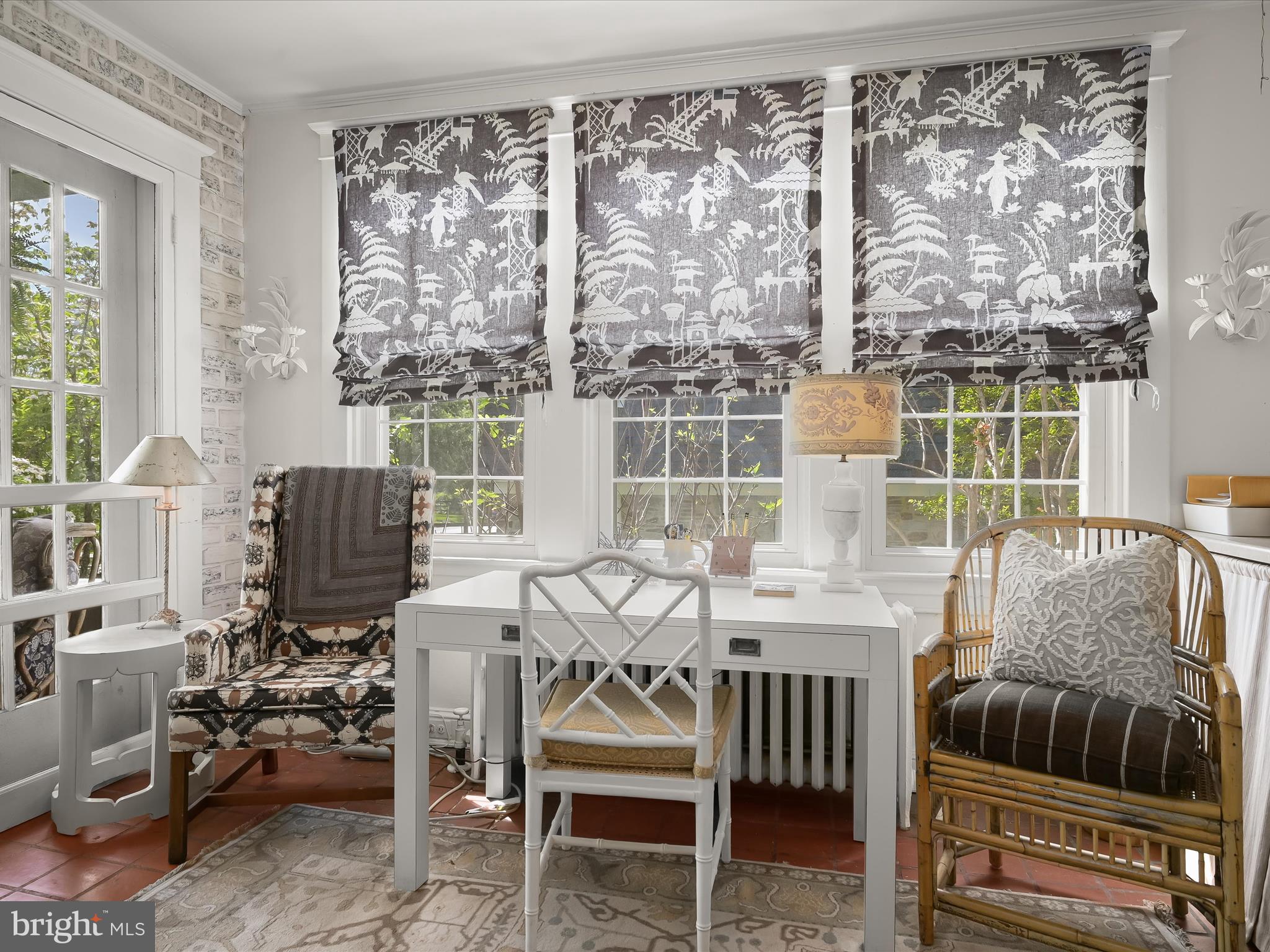 112 Park Drive Baltimore, MD 21228 - Photo 16 of 86 Sunroom with Wet Bar