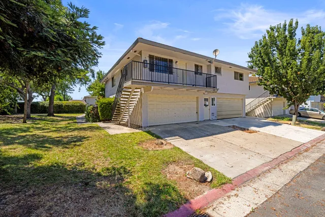 $210,000 | 5600 Walerga Road, Unit 4, Sacramento, CA 95842