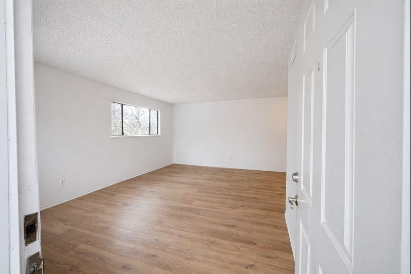 5600 Walerga Road, Unit 4 Sacramento, CA 95842 - Photo 3 of 23