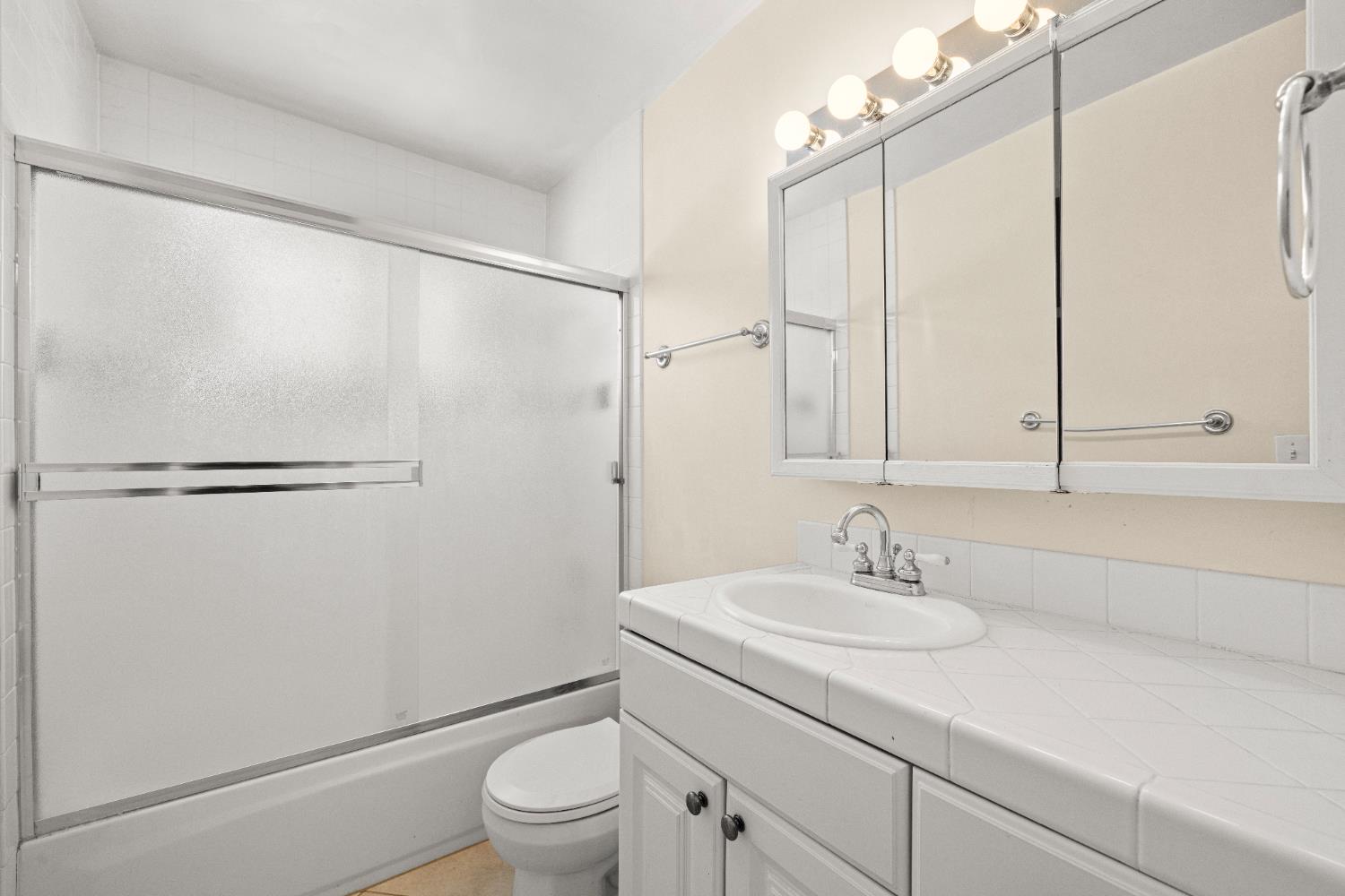 5600 Walerga Road, Unit 4 Sacramento, CA 95842 - Photo 10 of 23