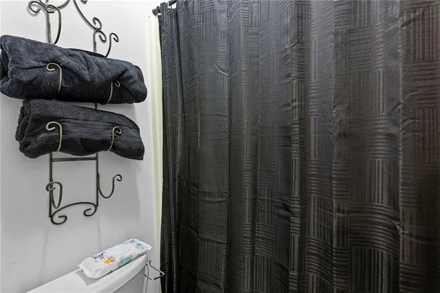 $269,000 | 3513 Tudor Drive, Leavenworth, KS 66048