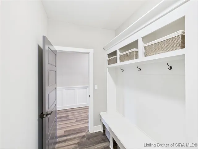 $599,999 | 2025 Villa View Court, Jeffersonville, IN 47130