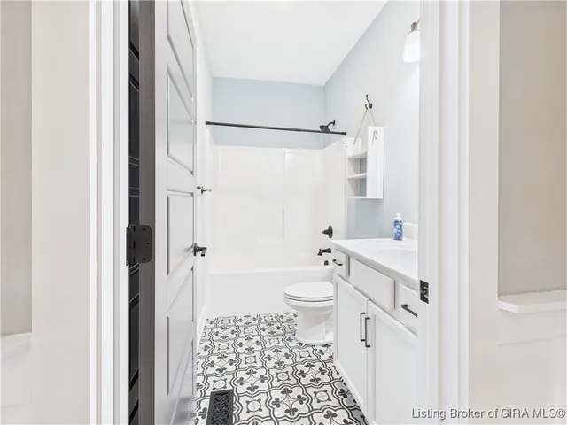 $599,999 | 2025 Villa View Court, Jeffersonville, IN 47130