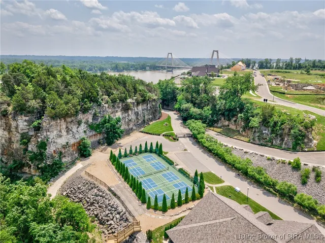 $599,999 | 2025 Villa View Court, Jeffersonville, IN 47130