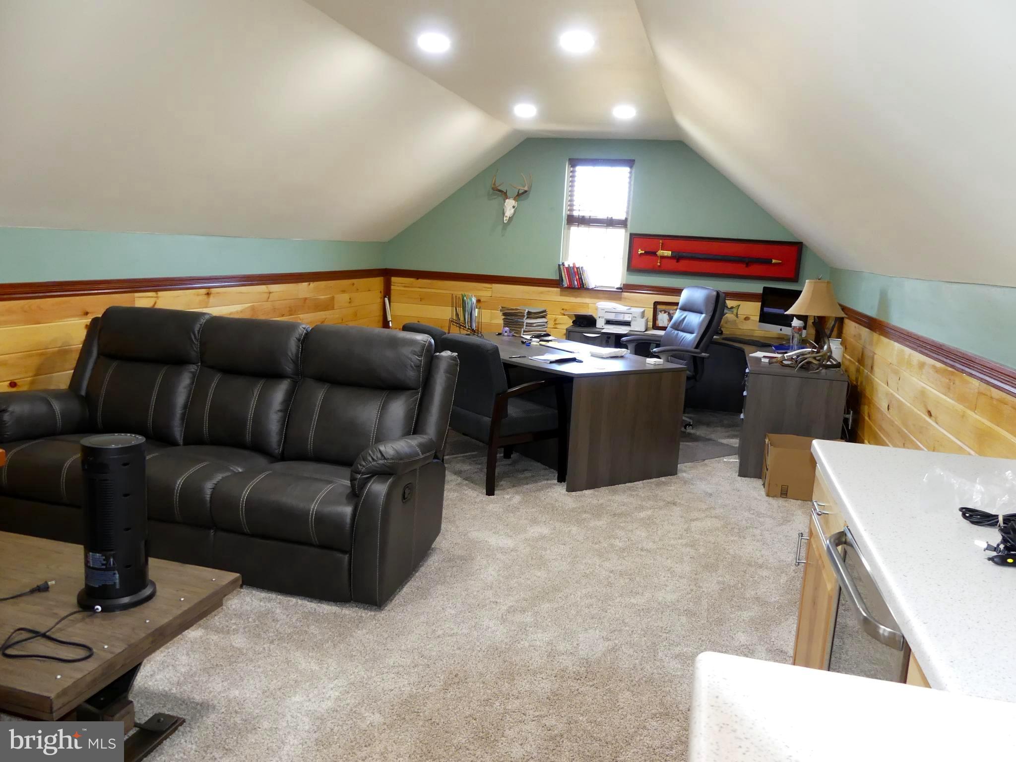 17405 Pleasant Meadow Road Upperco, MD 21155 - Photo 25 of 44 Loft/office