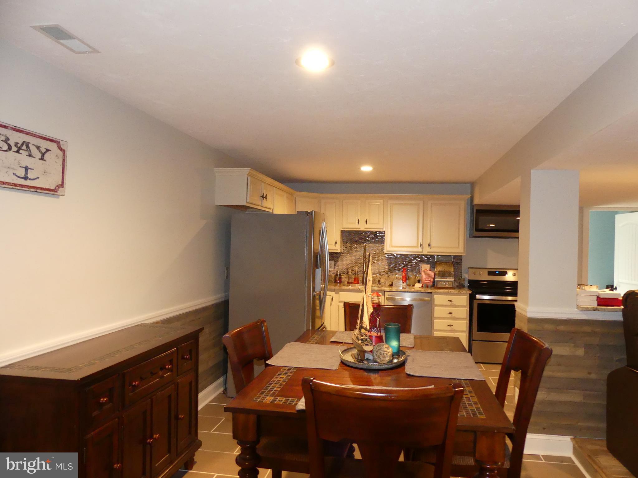 17405 Pleasant Meadow Road Upperco, MD 21155 - Photo 29 of 44 Kitchen in the background