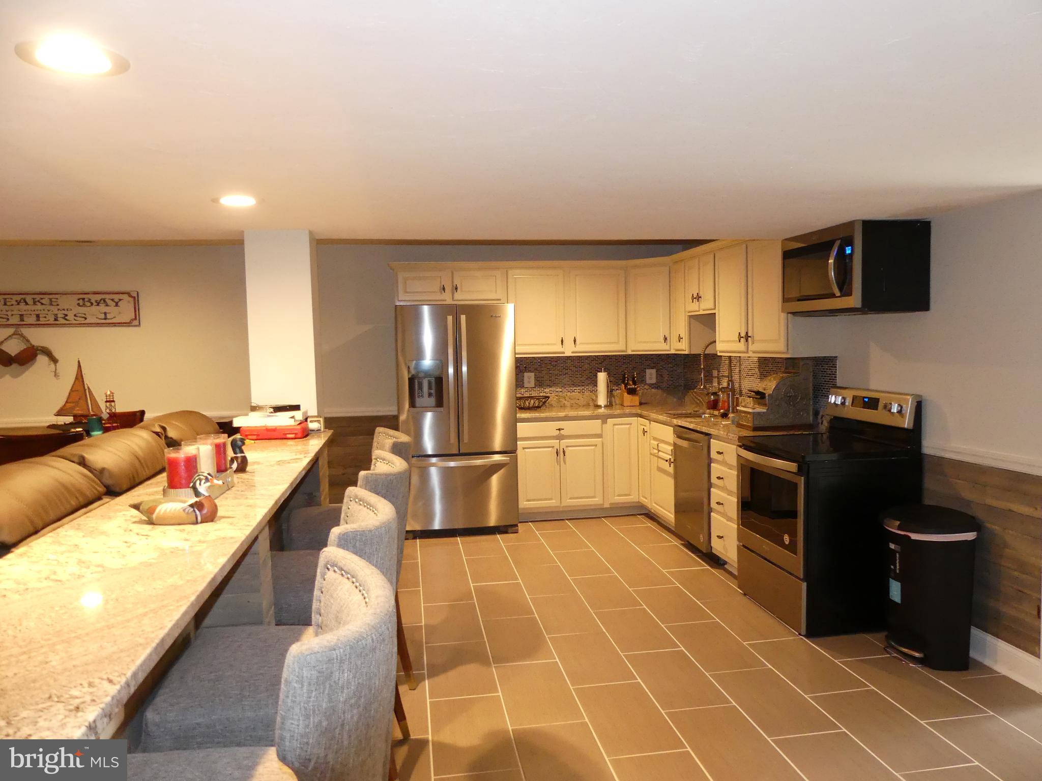 17405 Pleasant Meadow Road Upperco, MD 21155 - Photo 30 of 44 Full kitchen