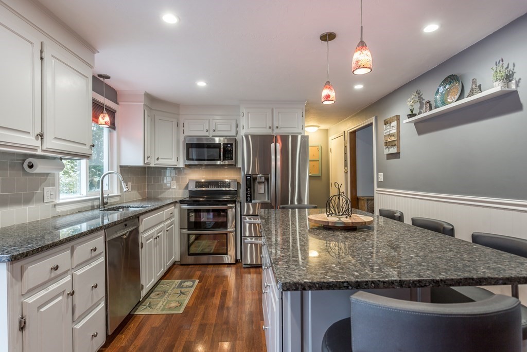 16 Yoke Road, Unit 16 Bridgewater, MA 02324 - Photo 9 of 27 Gallery Image 9