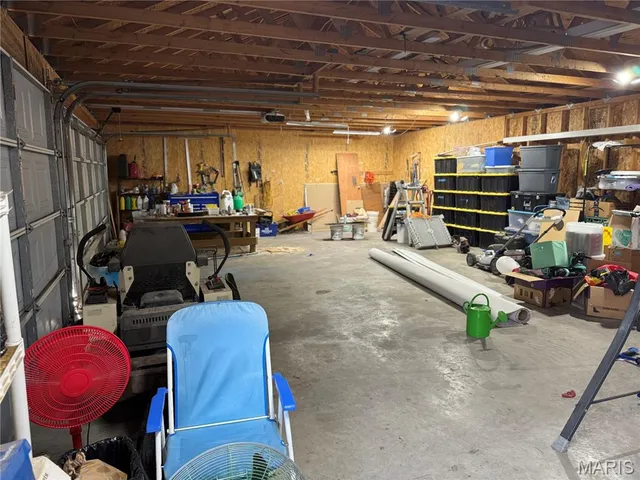 $145,000 | 405 North Vine Street, Nokomis, IL 62075