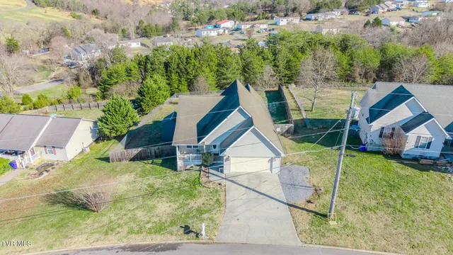 $319,900 | 768 Harvest Meadows Drive, Kodak, TN 37764