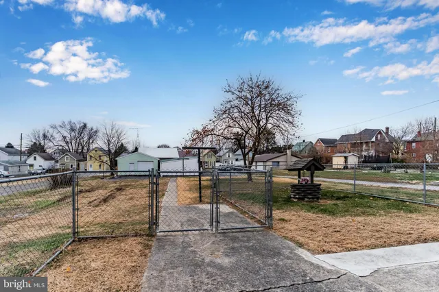 $297,500 | 260 Lincoln Way West, Chambersburg, PA 17201