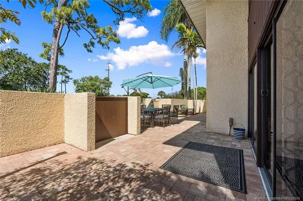 $249,000 | 1800 Southeast St Lucie Boulevard, Unit 8101, Stuart, FL 34996