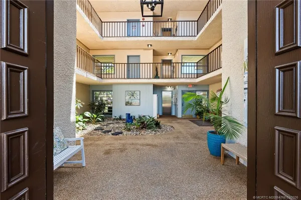 $249,000 | 1800 Southeast St Lucie Boulevard, Unit 8101, Stuart, FL 34996