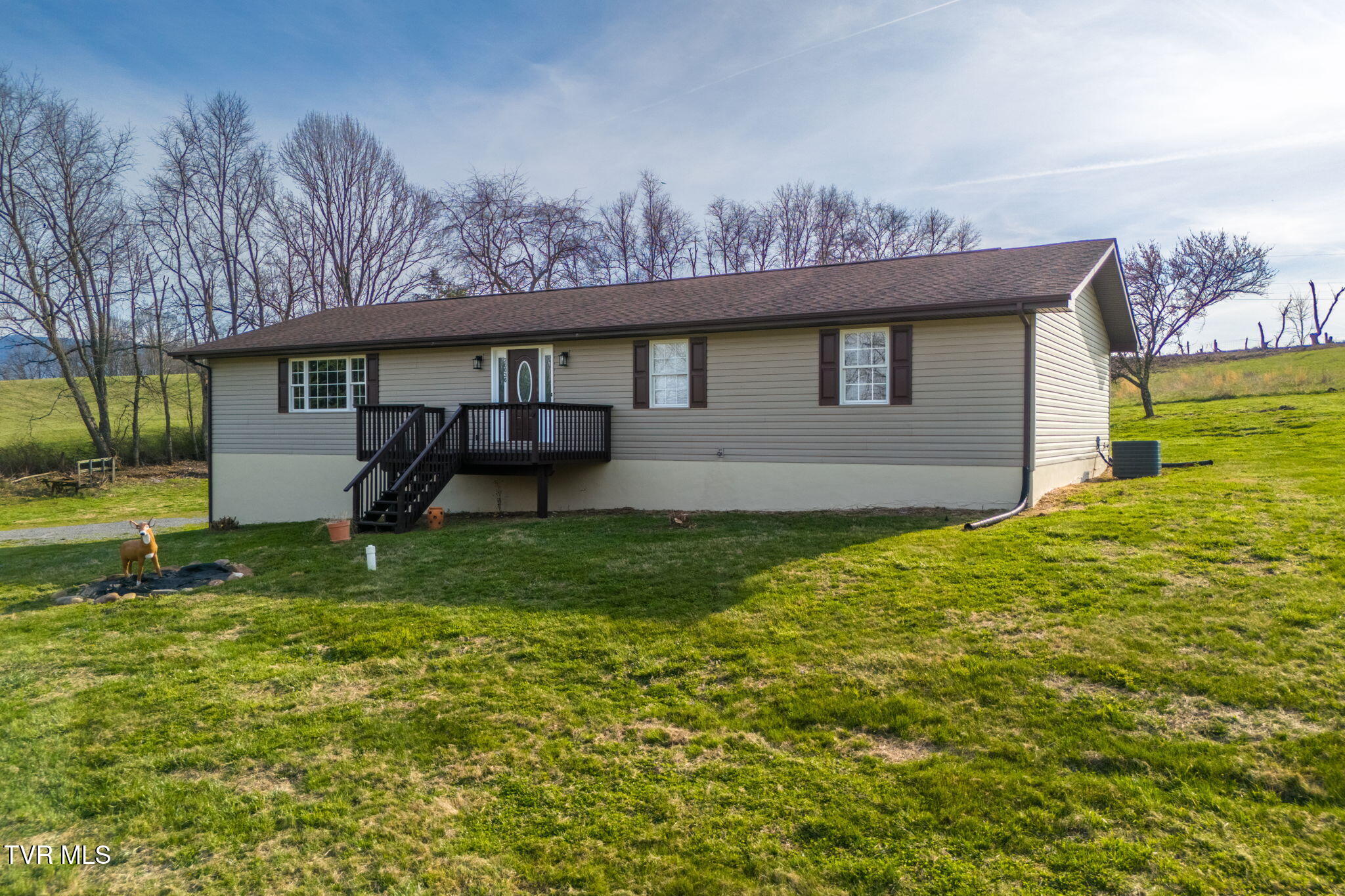 20004 Bethel Road Abingdon, VA 24211 - Photo 2 of 41 2-web-or-mls-20036-bethel-rd