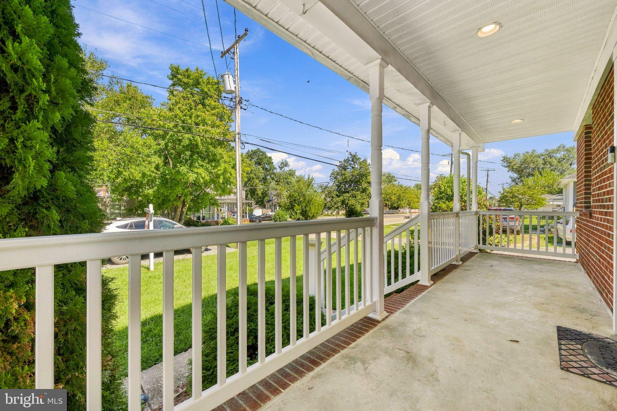 115 Riverside Road Baltimore, MD 21221 - Photo 4 of 45 Gallery Image 4