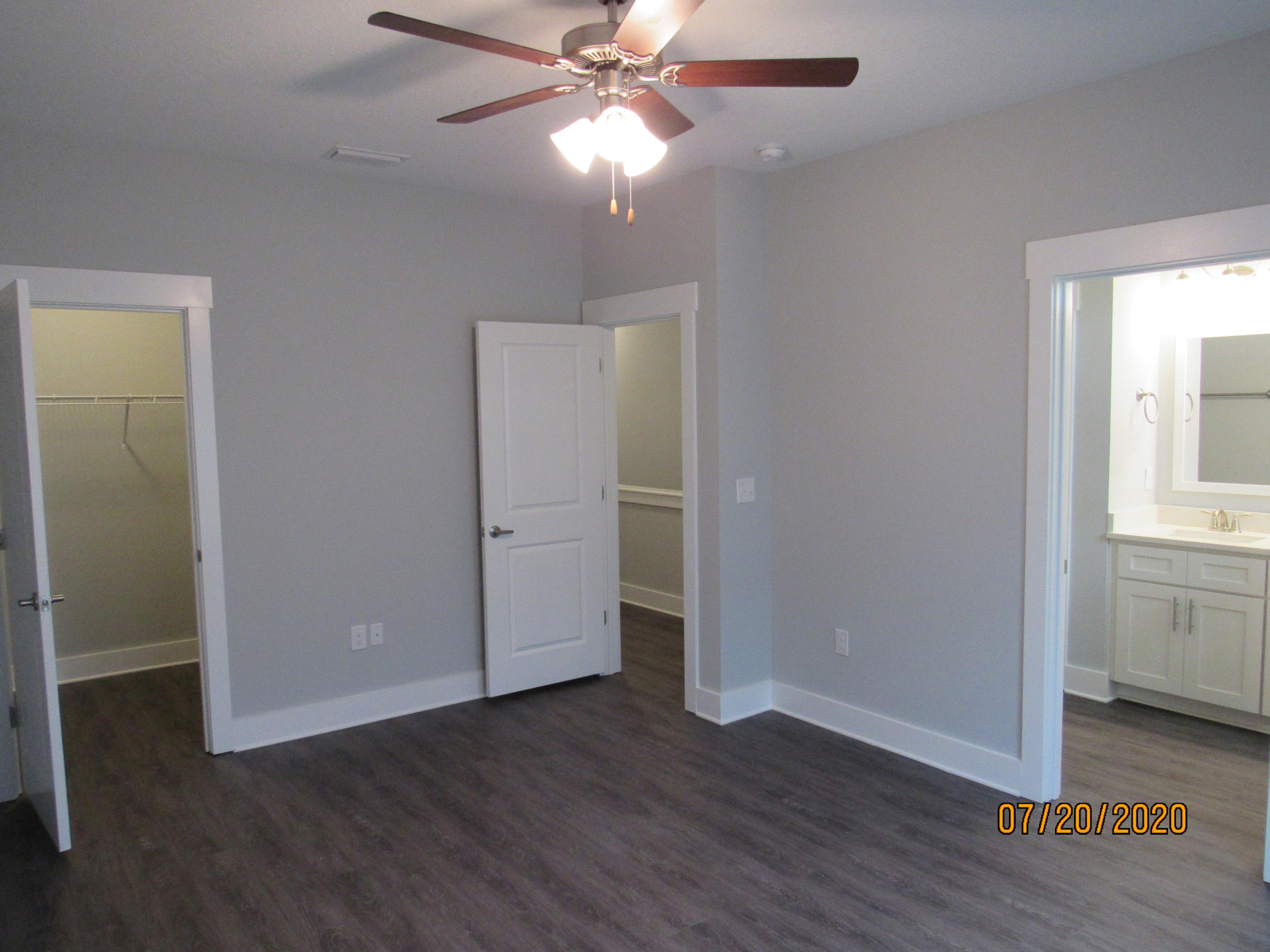 267 North Sand Palm Road Freeport, FL 32439 - Photo 9 of 18 IMG_4189