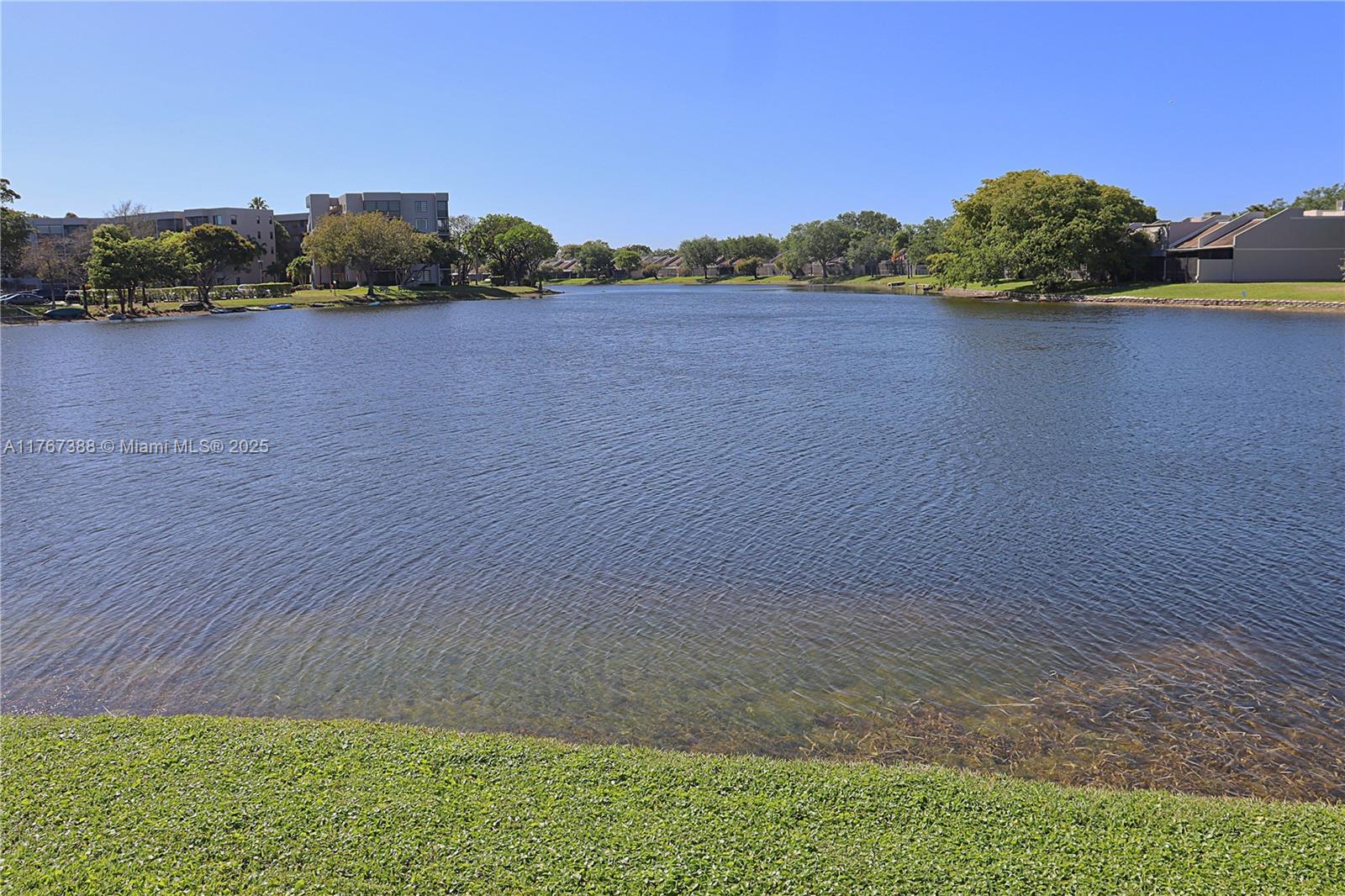 1206 North Hiatus Road, Unit 1206 Pembroke Pines, FL 33026 - Photo 2 of 18