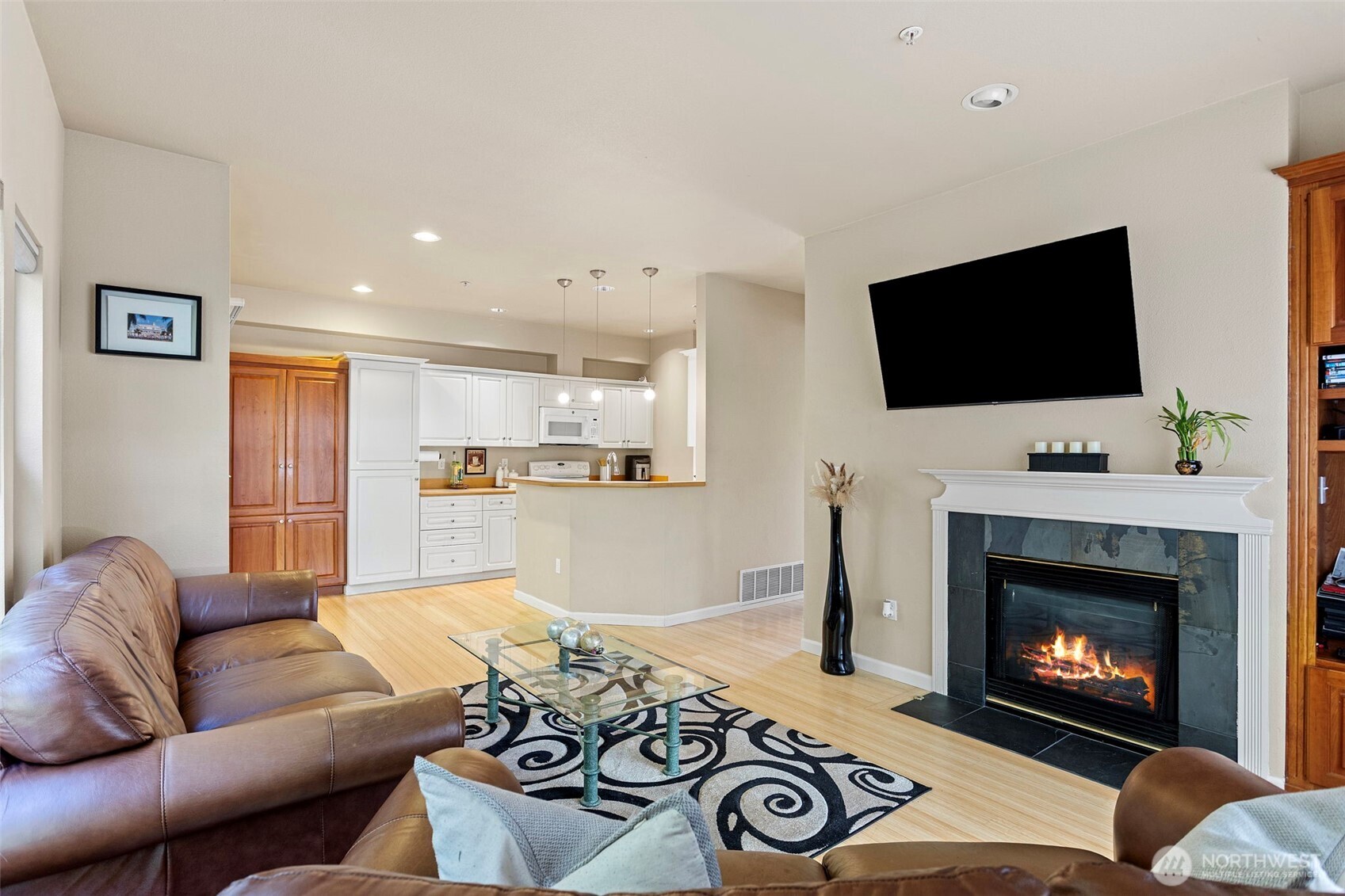 4632 Morris Avenue South, Unit 4632 Renton, WA 98055 - Photo 11 of 32