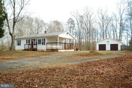 5493 Courtneys Corner Road Sumerduck, VA 22742 - Photo 2 of 21 Exterior (Front)