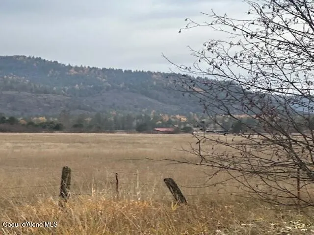 $675,000 | Nna (8550 Nna (8550 Eastside Road, Priest River, ID 83856