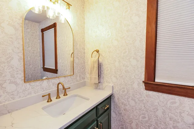 $994,900 | 17 Kittredge Road, Mont Vernon, NH 03057