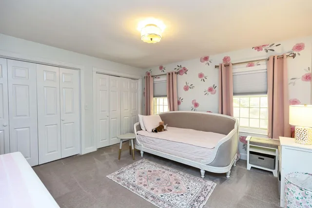 $994,900 | 17 Kittredge Road, Mont Vernon, NH 03057