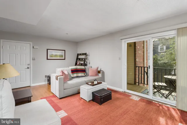 $309,900 | 70 Park Street, Unit 111, Bordentown, NJ 08505