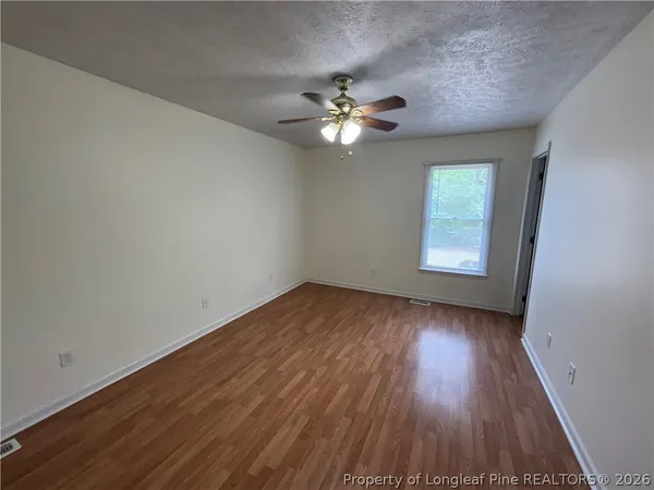 $1,500 | 3355 Lubbock Drive, Hope Mills, NC 28348