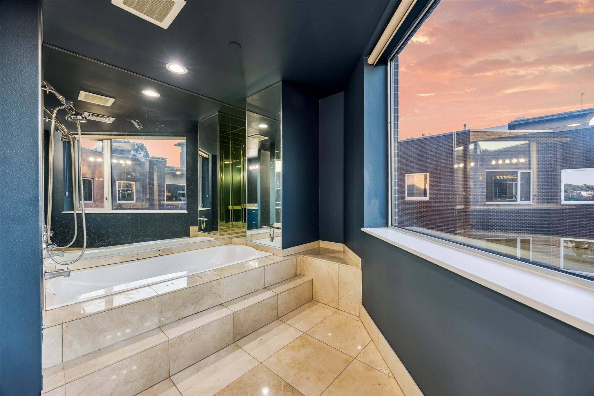 901 West 9th Street, Unit 401A Austin, TX 78703 - Photo 16 of 30