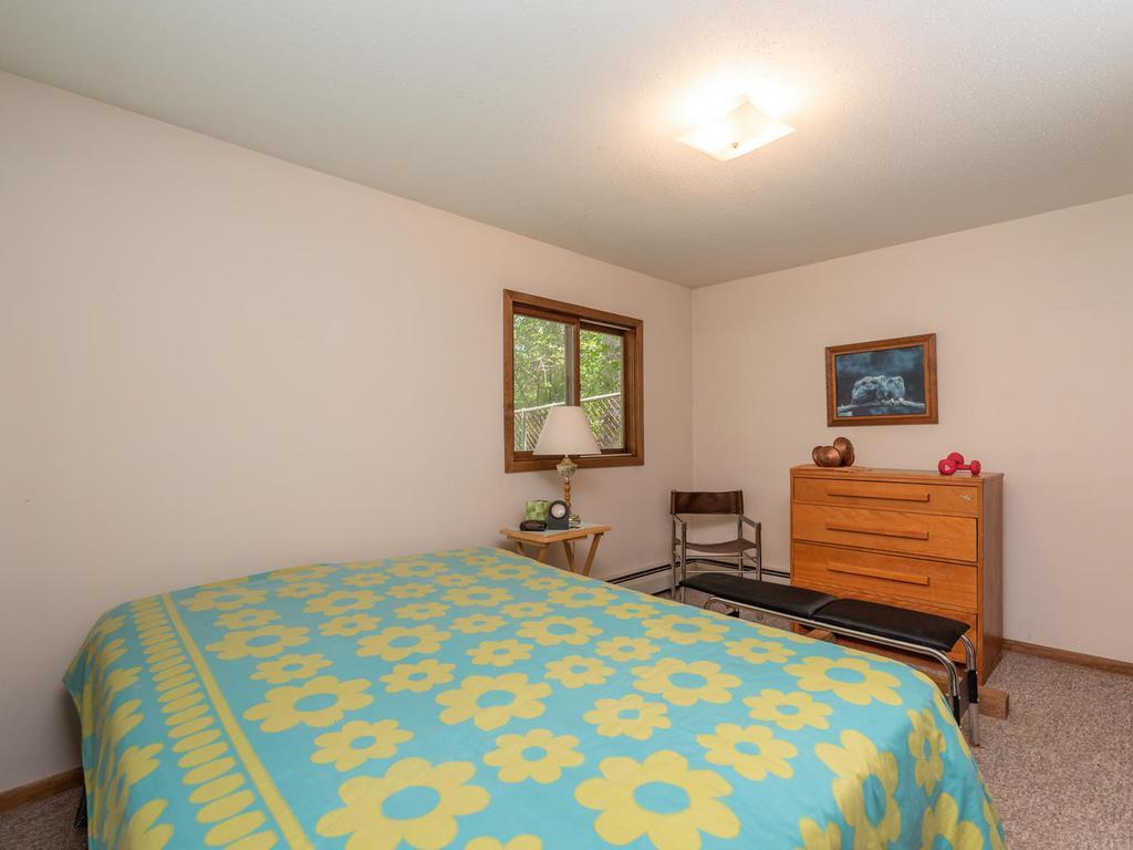 3833 Vandan Road Minnetonka, MN 55345 - Photo 25 of 33
