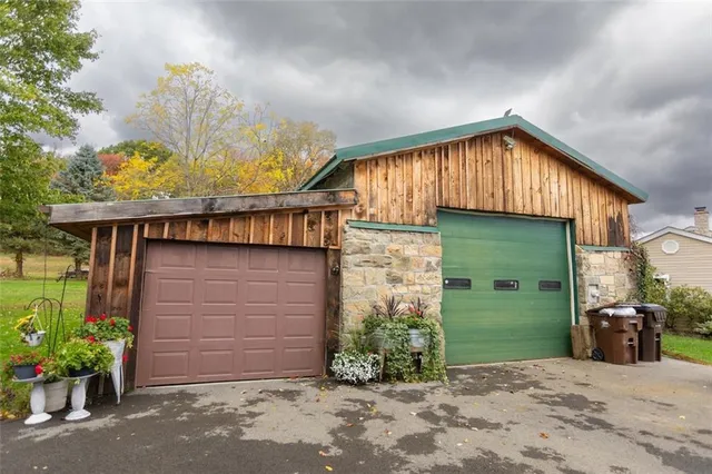 $250,000 | 548 Muddy Creek Drive, Slippery Rock, PA 16057