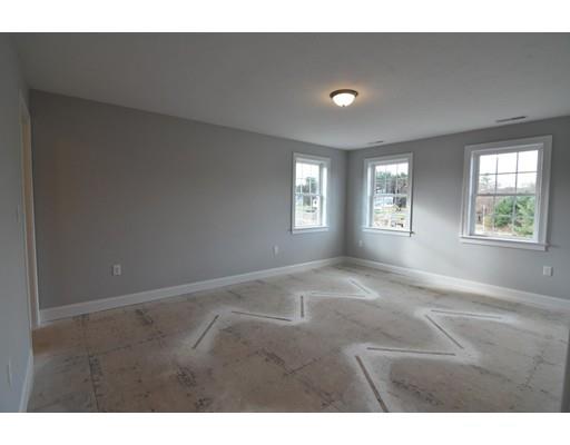 91 McDonald Road Wilmington, MA 01887 - Photo 17 of 29 Gallery Image 17