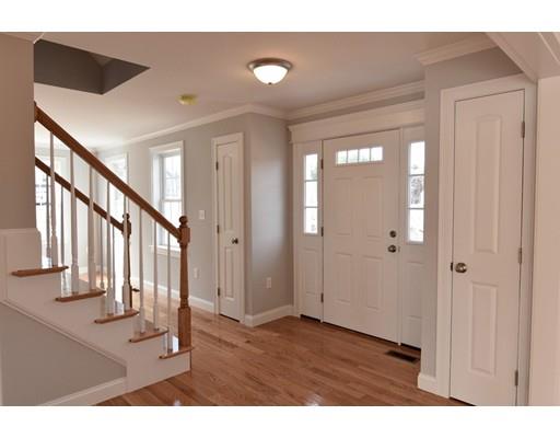 91 McDonald Road Wilmington, MA 01887 - Photo 5 of 29 Gallery Image 5