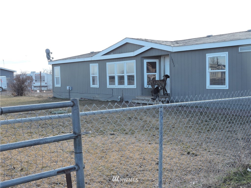 19053 Rd 3.1 Street Southwest Quincy, WA 98848 - Photo 3 of 14 Gallery Image 3