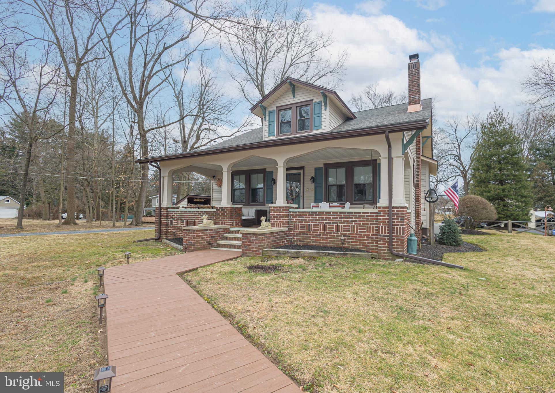 815 River Road, Yardley, PA 19067 Compass
