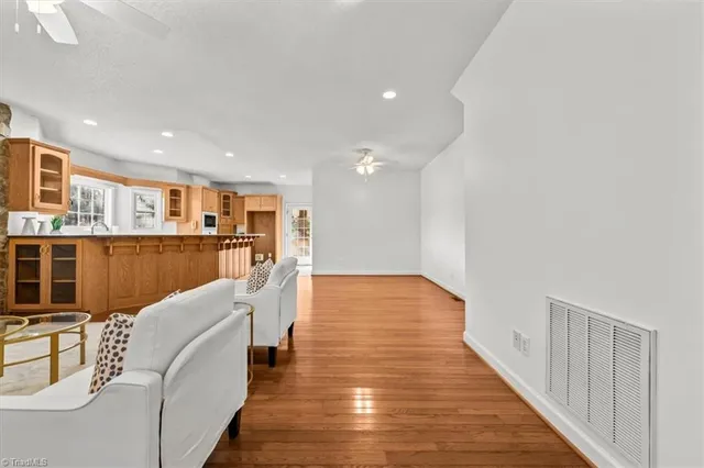 $1,095,000 | 23901 Nc Highway, Bennett, NC 27208