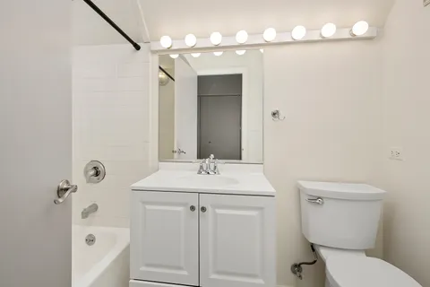 $1,799,000 | 1149 West Wellington Avenue, Chicago, IL 60657