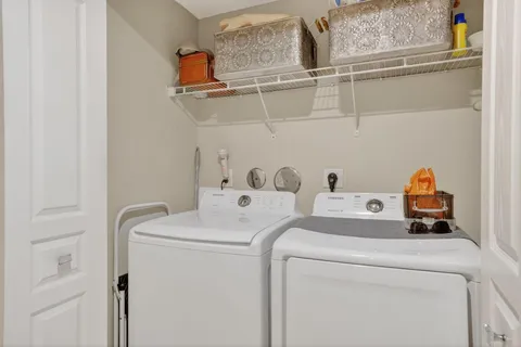 $564,900 | 350 Southeast 2nd Street, Unit 640, Fort Lauderdale, FL 33301