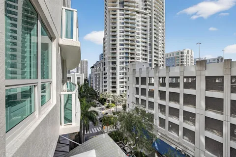 $564,900 | 350 Southeast 2nd Street, Unit 640, Fort Lauderdale, FL 33301